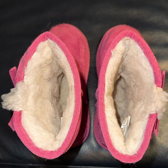 UGG KOOLABURRA Victoria Fandango Pink Suede Faux Fur Short Boot - Picture 8 of 8